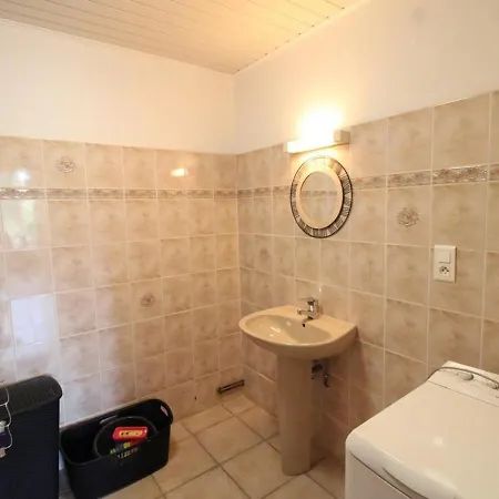 Maison De Caractere Avec Cheminee, Jardin, Proche Stations De Et Activites Nature - Fr-1-742-525 * Paulhac (Cantal)
