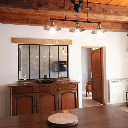 Maison De Caractere Avec Cheminee, Jardin, Proche Stations De Et Activites Nature - Fr-1-742-525 Paulhac (Cantal)